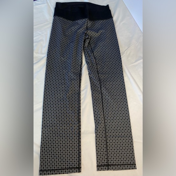 NWOT Lululemon Straight Up Pant   Size 12 Tri Geo Silver Spoon Black - Picture 5 of 15